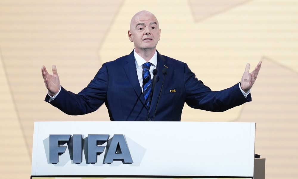 狗子28娱乐:篮球——CBA常规赛:新疆伊力特不敌广东东阳光.